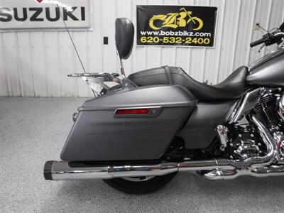 2016 Harley-Davidson Street Glide Special   - Photo 10 - Kingman, KS 67068