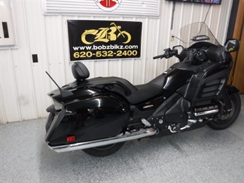 2013 Honda Gold Wing F6B Deluxe - Photo 3 - Kingman, KS 67068