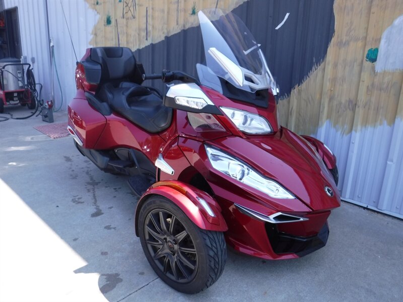 2015 Can Am Spyder RT-S SE6 for sale in Kingman, KS