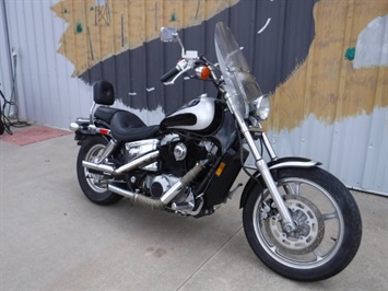 1993 Honda Shadow 1100 Spirit   - Photo 2 - Kingman, KS 67068