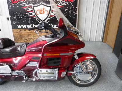 1996 Honda Gold Wing 1500 SE   - Photo 10 - Kingman, KS 67068