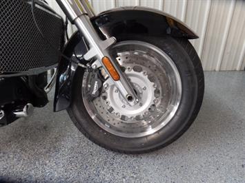 2015 Triumph Rocket 3 Touring   - Photo 3 - Kingman, KS 67068