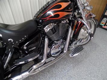 2005 Honda Shadow 1100 Sabre   - Photo 6 - Kingman, KS 67068
