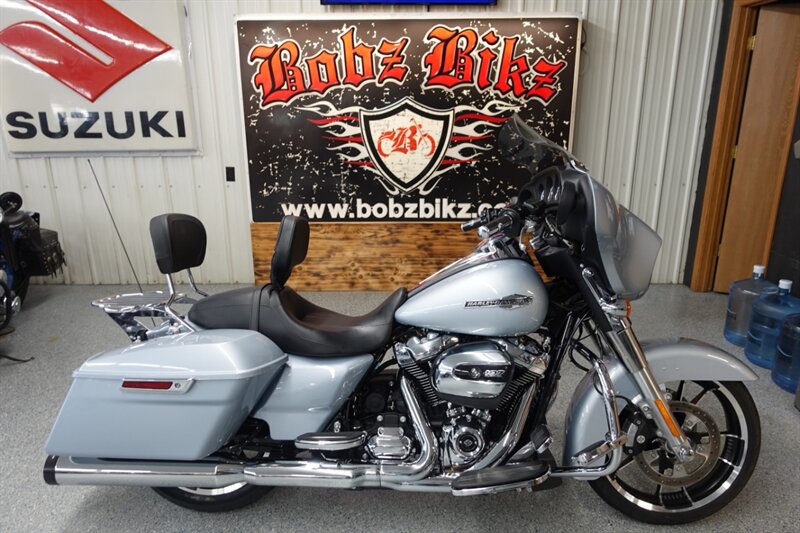2023 Harley-Davidson Street Glide - Photo 1 - Kingman, KS 67068