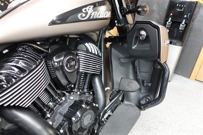 2021 Indian Roadmaster Dark Horse Bronze Smoke   - Photo 19 - Kingman, KS 67068