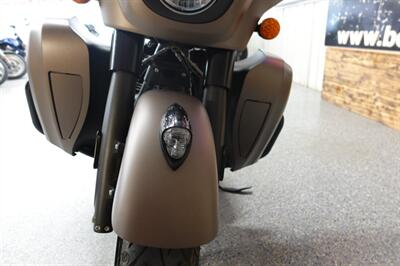 2021 Indian Roadmaster Dark Horse Bronze Smoke   - Photo 15 - Kingman, KS 67068