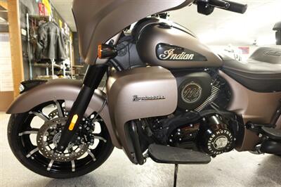 2021 Indian Roadmaster Dark Horse Bronze Smoke   - Photo 27 - Kingman, KS 67068