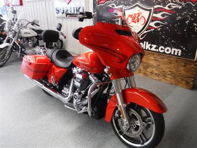 2017 Harley-Davidson Street Glide Special   - Photo 2 - Kingman, KS 67068