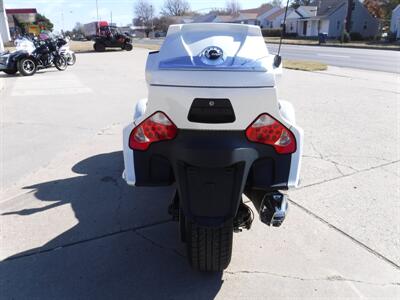 2012 Can Am Spyder RT Limited SE5   - Photo 8 - Kingman, KS 67068