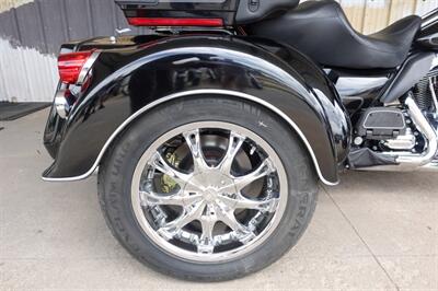 2010 Harley-Davidson Ultra Classic Trike Roadsmith - Photo 10 - Kingman, KS 67068