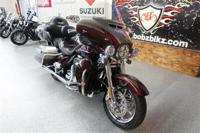 2015 Harley-Davidson CVO Limited   - Photo 2 - Kingman, KS 67068