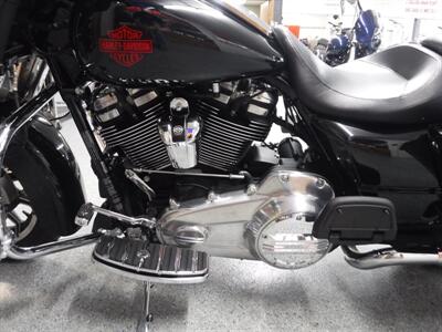 2019 Harley-Davidson Electra Glide Standard   - Photo 18 - Kingman, KS 67068