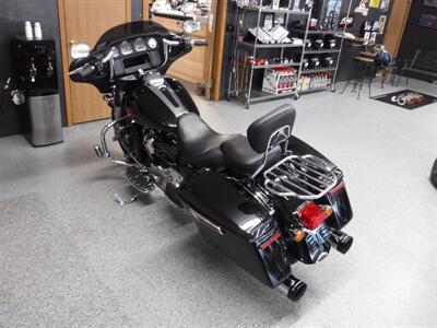 2019 Harley-Davidson Electra Glide Standard   - Photo 8 - Kingman, KS 67068