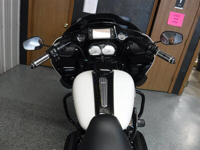 2018 Harley-Davidson Road Glide Special   - Photo 8 - Kingman, KS 67068