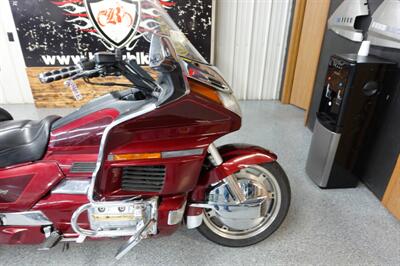 1997 Honda Gold Wing 1500 SE   - Photo 11 - Kingman, KS 67068