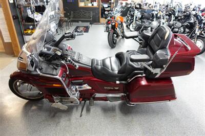 1997 Honda Gold Wing 1500 SE   - Photo 6 - Kingman, KS 67068