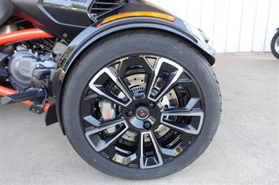 2024 Can Am Spyder F3-S SE6 - Photo 14 - Kingman, KS 67068