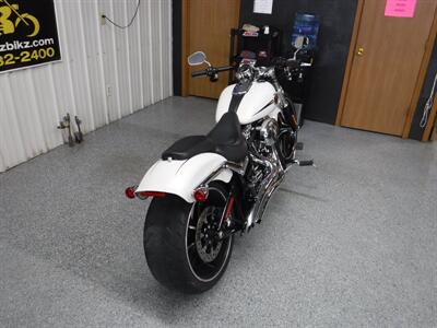 2014 Harley-Davidson Breakout   - Photo 8 - Kingman, KS 67068