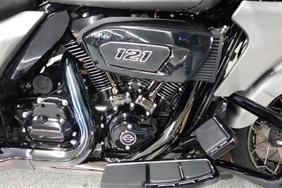 2023 Harley-Davidson CVO Road Glide   - Photo 14 - Kingman, KS 67068