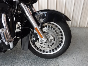 2013 Harley-Davidson Road Glide Ultra   - Photo 3 - Kingman, KS 67068