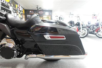 2015 Harley-Davidson Ultra Classic Low - Photo 38 - Kingman, KS 67068