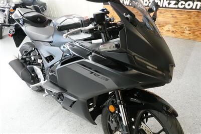 2025 Yamaha YZF R3   - Photo 10 - Kingman, KS 67068