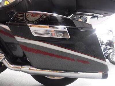 2006 Harley-Davidson Ultra Classic CVO   - Photo 30 - Kingman, KS 67068