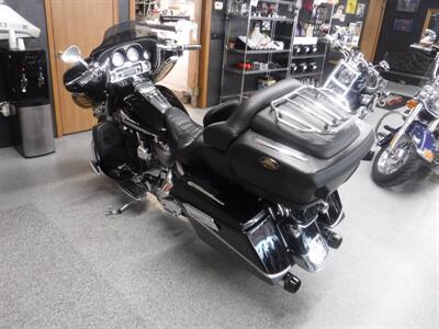 2006 Harley-Davidson Ultra Classic CVO   - Photo 9 - Kingman, KS 67068