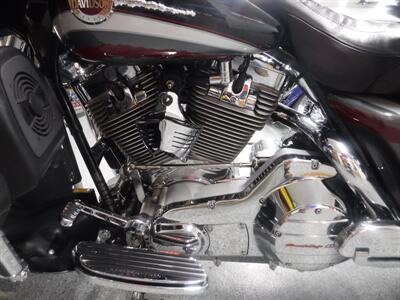 2006 Harley-Davidson Ultra Classic CVO   - Photo 27 - Kingman, KS 67068