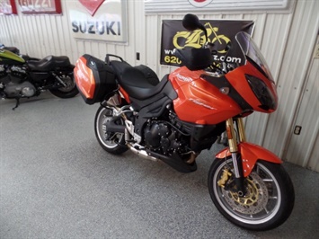 2008 Triumph Tiger 1050   - Photo 2 - Kingman, KS 67068