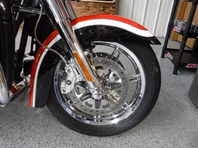 2012 Harley-Davidson Ultra Classic CVO   - Photo 9 - Kingman, KS 67068