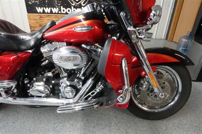 2007 Harley-Davidson Ultra Classic CVO   - Photo 11 - Kingman, KS 67068