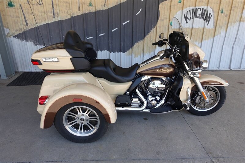 2014 Harley-Davidson Tri Glide   - Photo 1 - Kingman, KS 67068