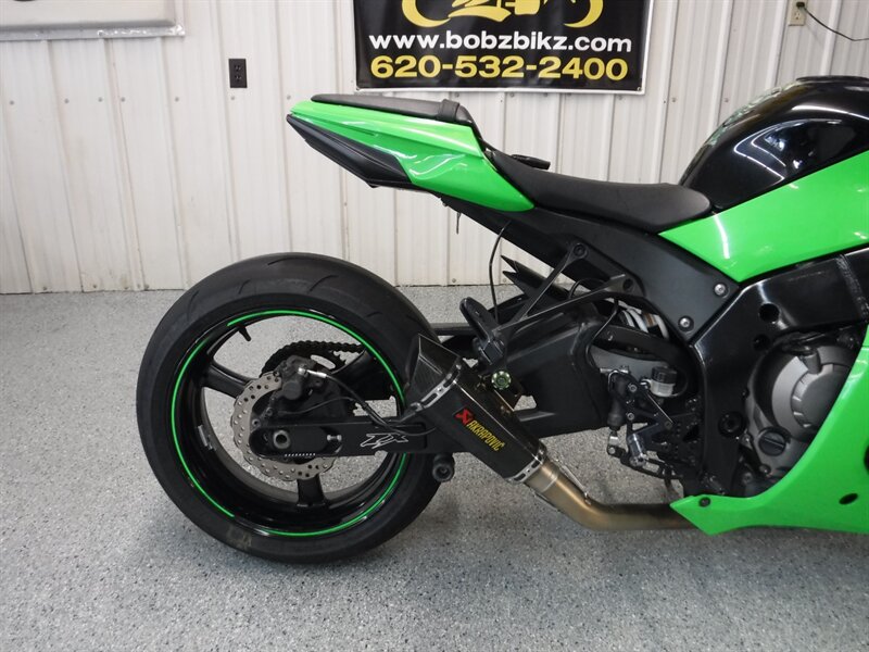 Buy used Kawasaki Ninja ZX-10R from 2011 - AutoScout24