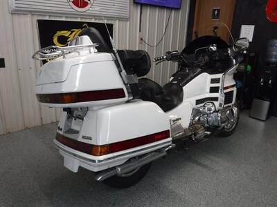 1997 Honda Gold Wing 1500   - Photo 9 - Kingman, KS 67068