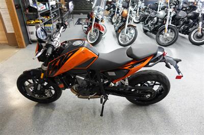 2017 KTM Duke 690   - Photo 5 - Kingman, KS 67068