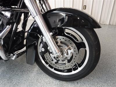2009 Harley-Davidson Street Glide   - Photo 4 - Kingman, KS 67068