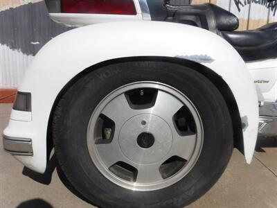 2000 Honda Gold Wing 1500 Trike CSC   - Photo 18 - Kingman, KS 67068