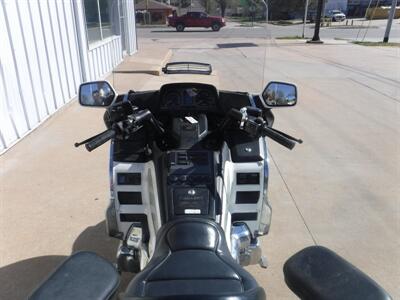 2000 Honda Gold Wing 1500 Trike CSC   - Photo 38 - Kingman, KS 67068