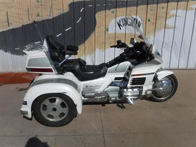2000 Honda Gold Wing 1500 Trike CSC   - Photo 1 - Kingman, KS 67068