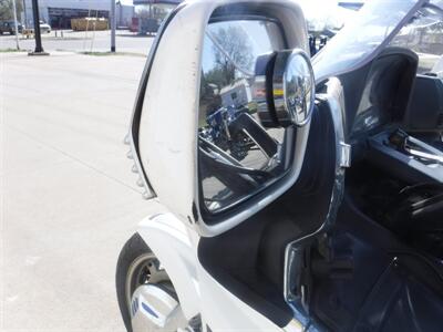 2000 Honda Gold Wing 1500 Trike CSC   - Photo 26 - Kingman, KS 67068