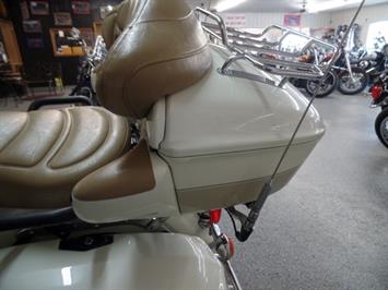 2000 Yamaha Royal Star Venture Millennium Edition   - Photo 26 - Kingman, KS 67068