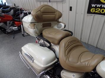 2000 Yamaha Royal Star Venture Millennium Edition   - Photo 11 - Kingman, KS 67068