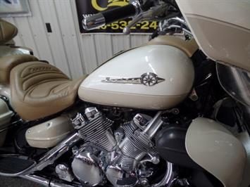 2000 Yamaha Royal Star Venture Millennium Edition   - Photo 12 - Kingman, KS 67068