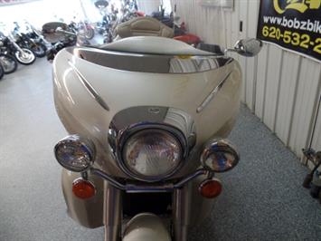 2000 Yamaha Royal Star Venture Millennium Edition   - Photo 17 - Kingman, KS 67068