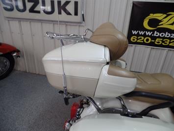 2000 Yamaha Royal Star Venture Millennium Edition   - Photo 9 - Kingman, KS 67068