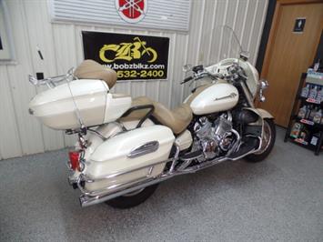 2000 Yamaha Royal Star Venture Millennium Edition   - Photo 3 - Kingman, KS 67068