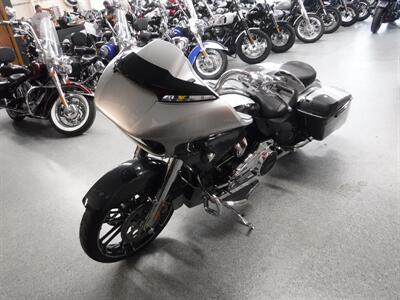 2019 Harley-Davidson Road Glide CVO   - Photo 4 - Kingman, KS 67068