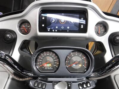 2019 Harley-Davidson Road Glide CVO   - Photo 21 - Kingman, KS 67068