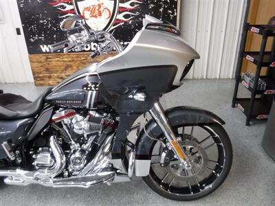 2019 Harley-Davidson Road Glide CVO   - Photo 11 - Kingman, KS 67068